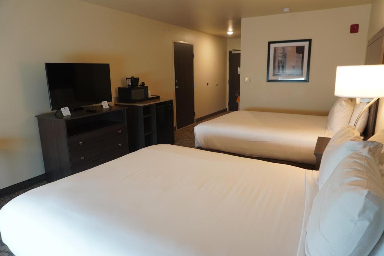 Comfort Inn & Suites Medina Экстерьер фото